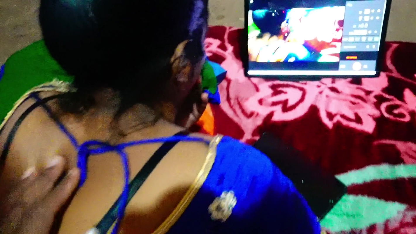 They Are Having Fun Having Sex with the Housewife