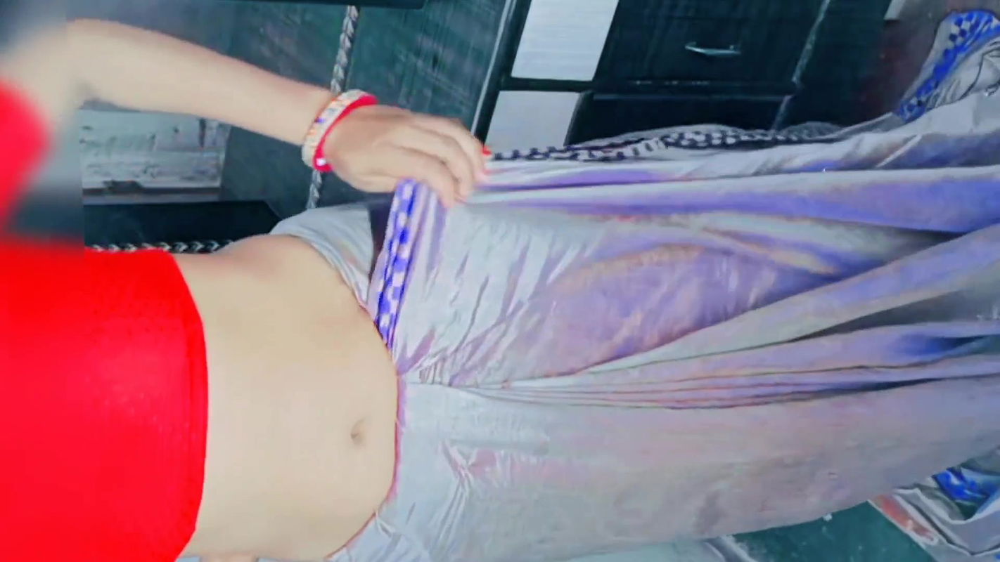 Very Cute Saree Bhabhi full HD Gets Very Naughty with Her Devar for Rough and Hard Anal Sex After Ice Massage on Her Back