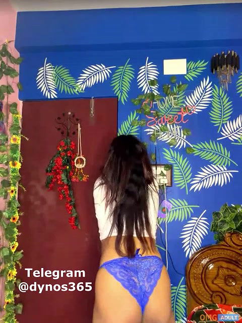 V-Hot-Sweti-stripchat-ticket-show