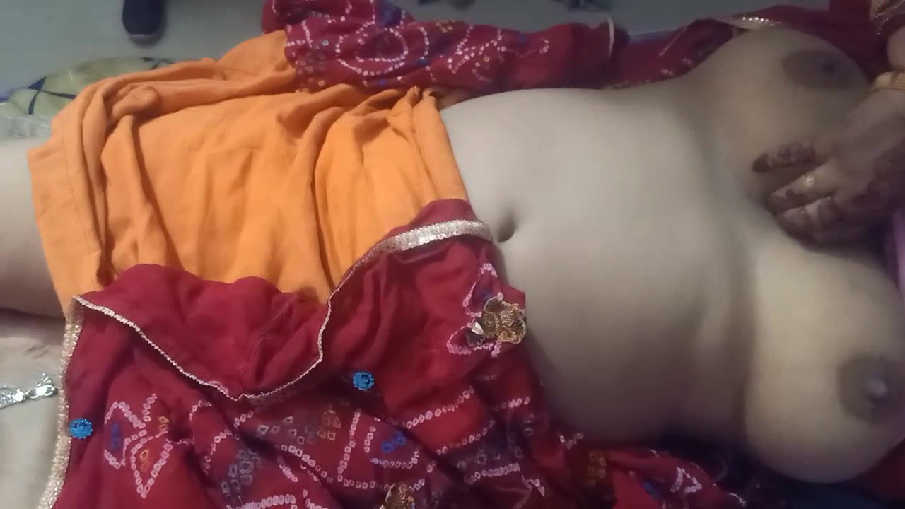 Youtuber Apurva mom 6