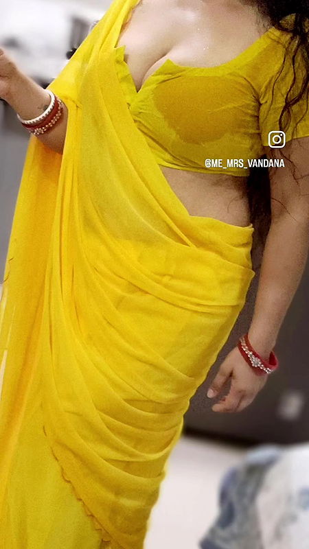 Youtuber Vandhana 9