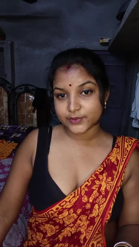 Youtuber Dipika Vlog 24