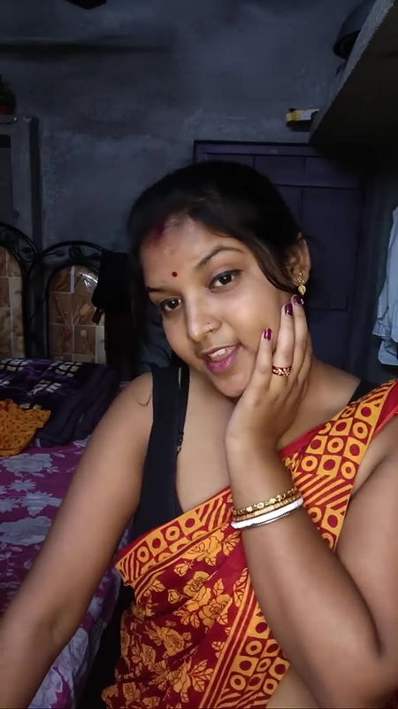 Youtuber Dipika Vlog 24