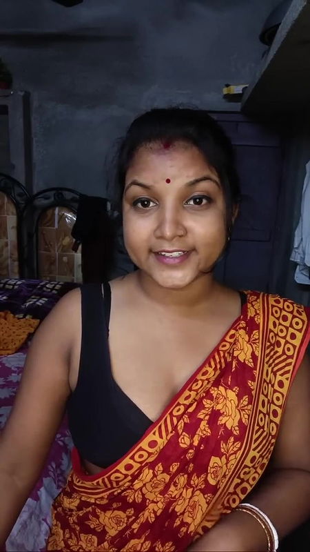 Youtuber Dipika Vlog 24