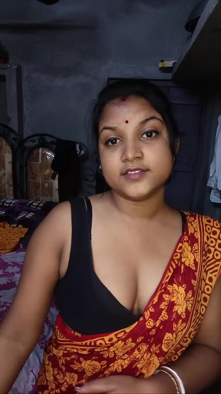 Youtuber Dipika Vlog 24