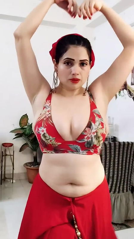 Youtuber Queen of beauty 15