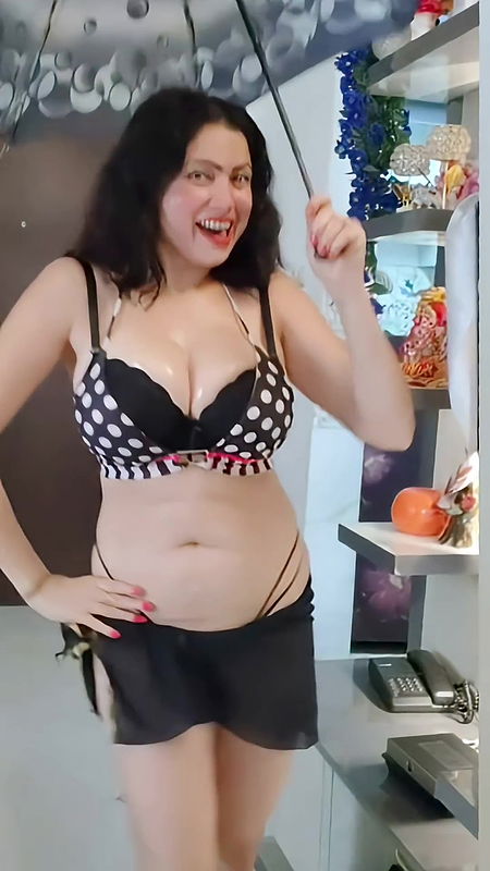 Youtuber Queen of beauty 14