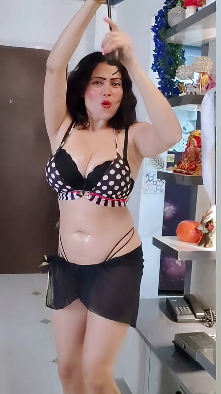 Youtuber Queen of beauty 14