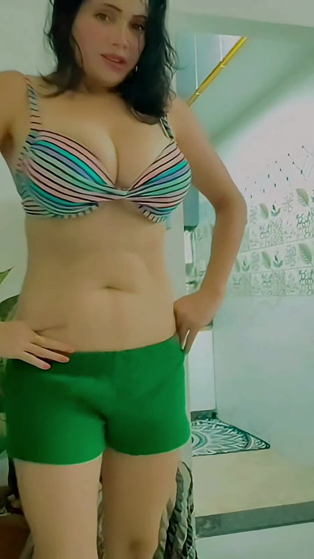 Youtuber Queen of beauty 12