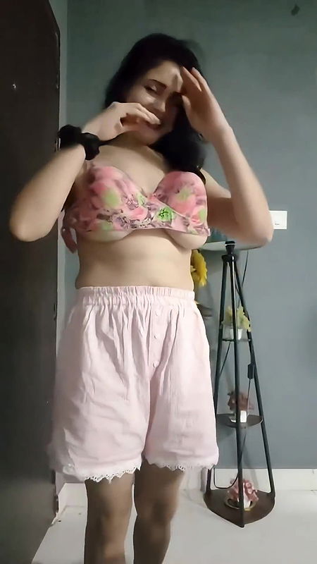 Youtuber Queen of beauty 25