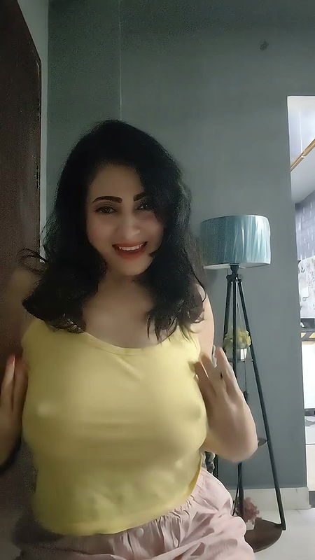 Youtuber Queen of beauty 32