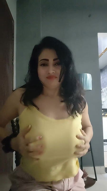 Youtuber Queen of beauty 32