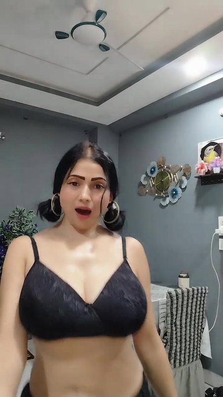 Youtuber Queen of beauty 31