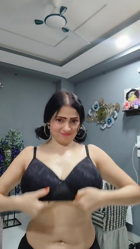 Youtuber Queen of beauty 31