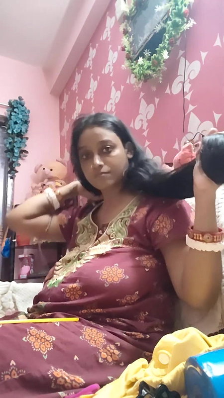 Youtuber Isha Diaries 33