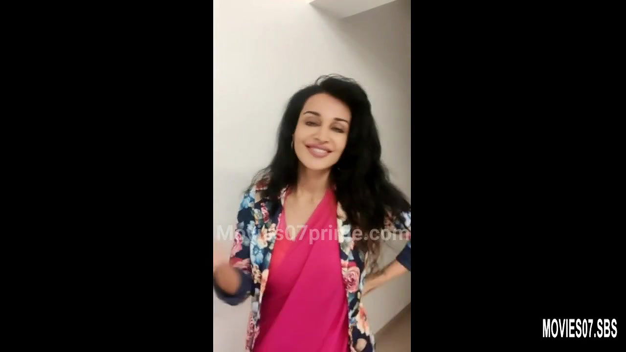 28 may live flora saini eng 720p