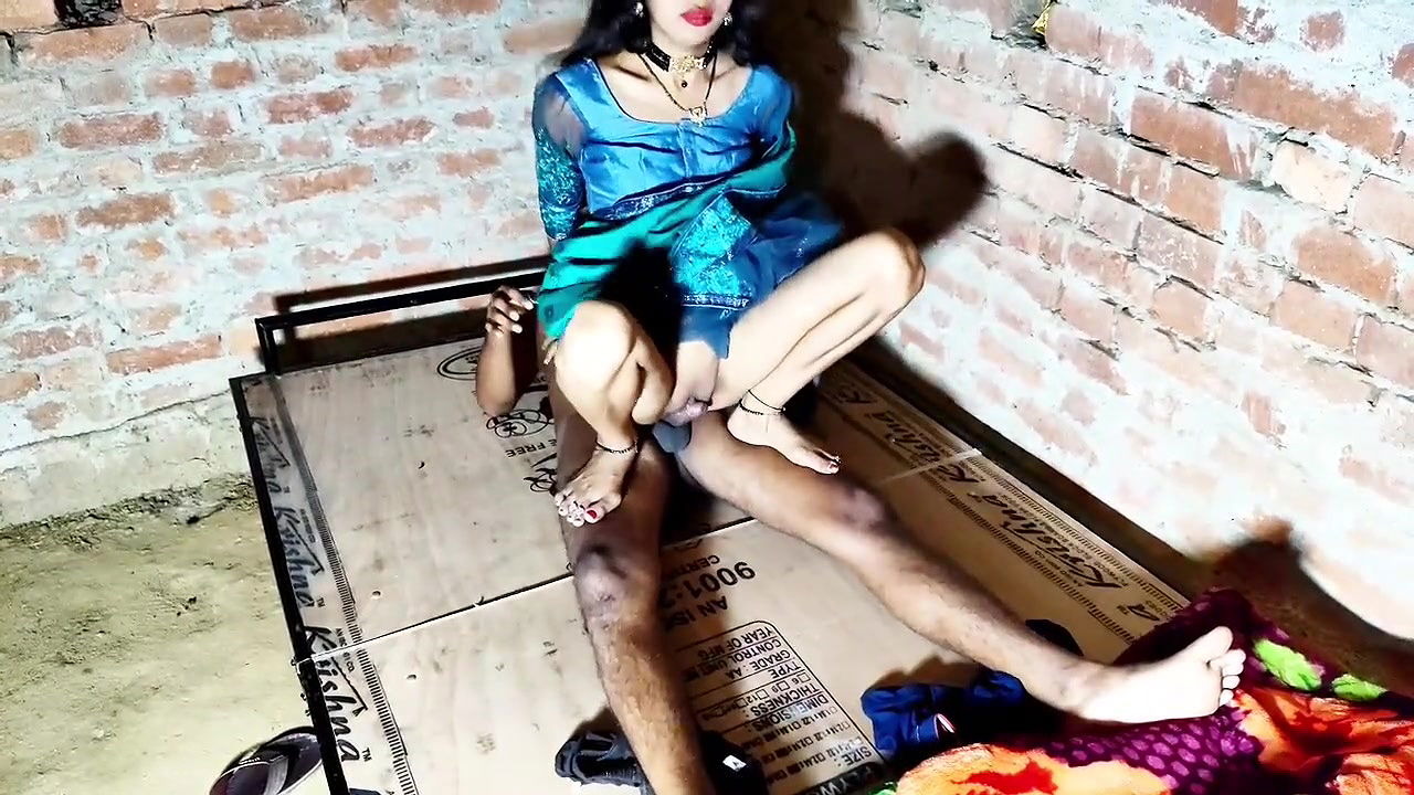 Indian Bhabhi Ki Chudai Video Romantic Relationship with Uploadi