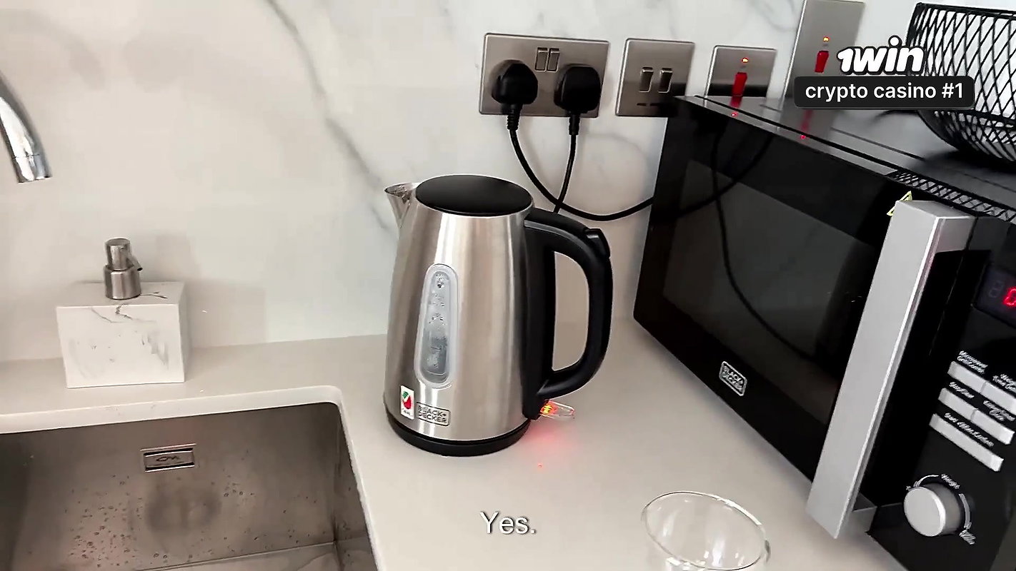 2Alina Rai Mom Was Away. Her Best Friend From Upstairs Needed Salt And My Cock