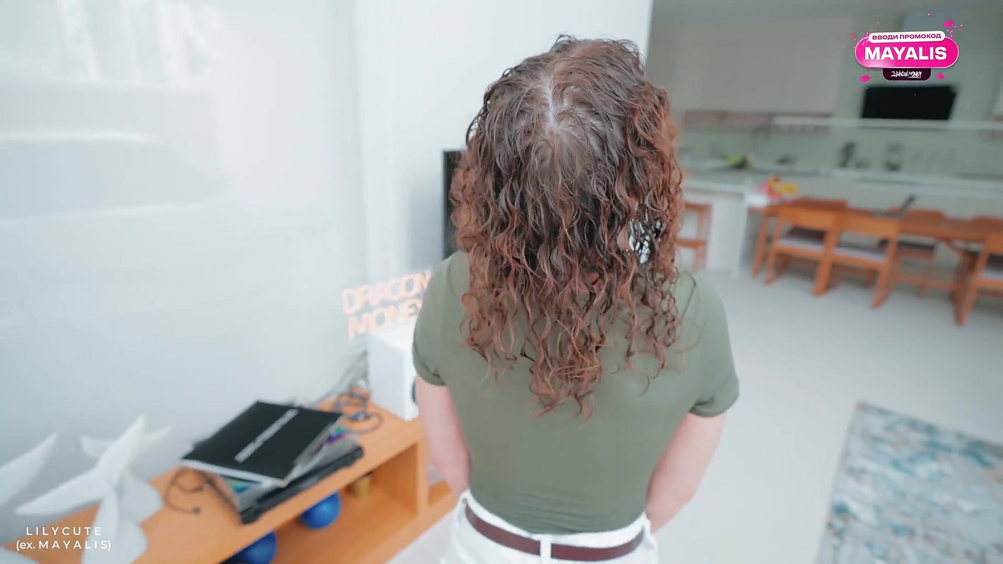 5Maya Lis Soaked Girl Begs To Warm Up Inside Strangers House