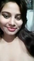 Sexy Desi Girl Showing Her Big Boobs and Wet Pussy