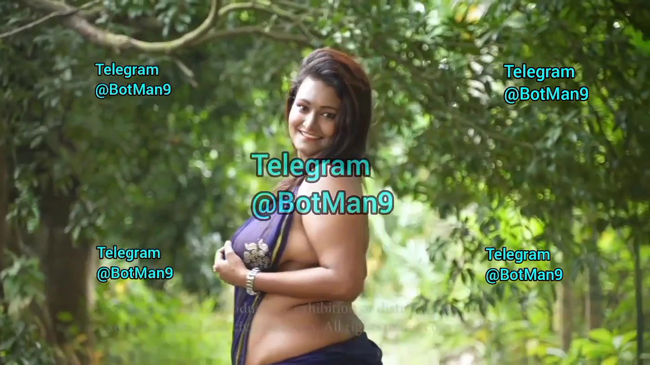 Madhu BRAless Teasing