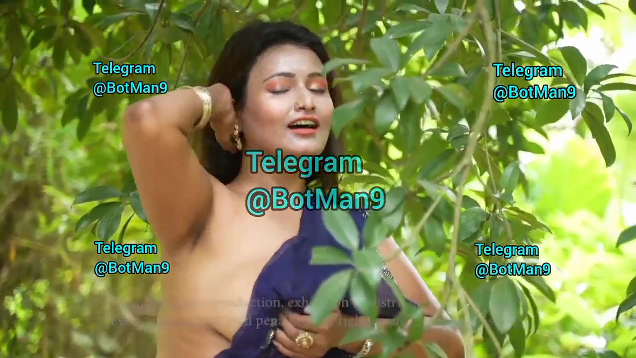 Madhu BRAless Teasing