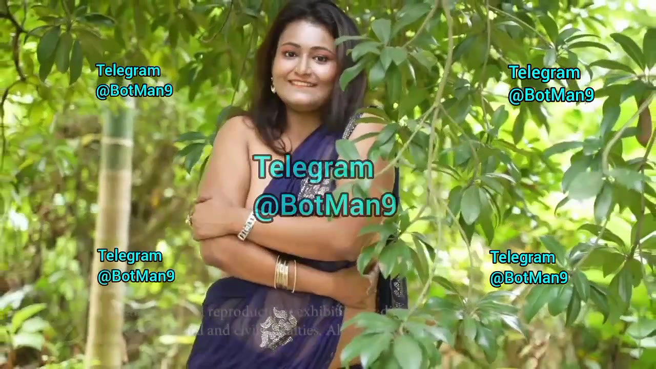 Madhu BRAless Teasing