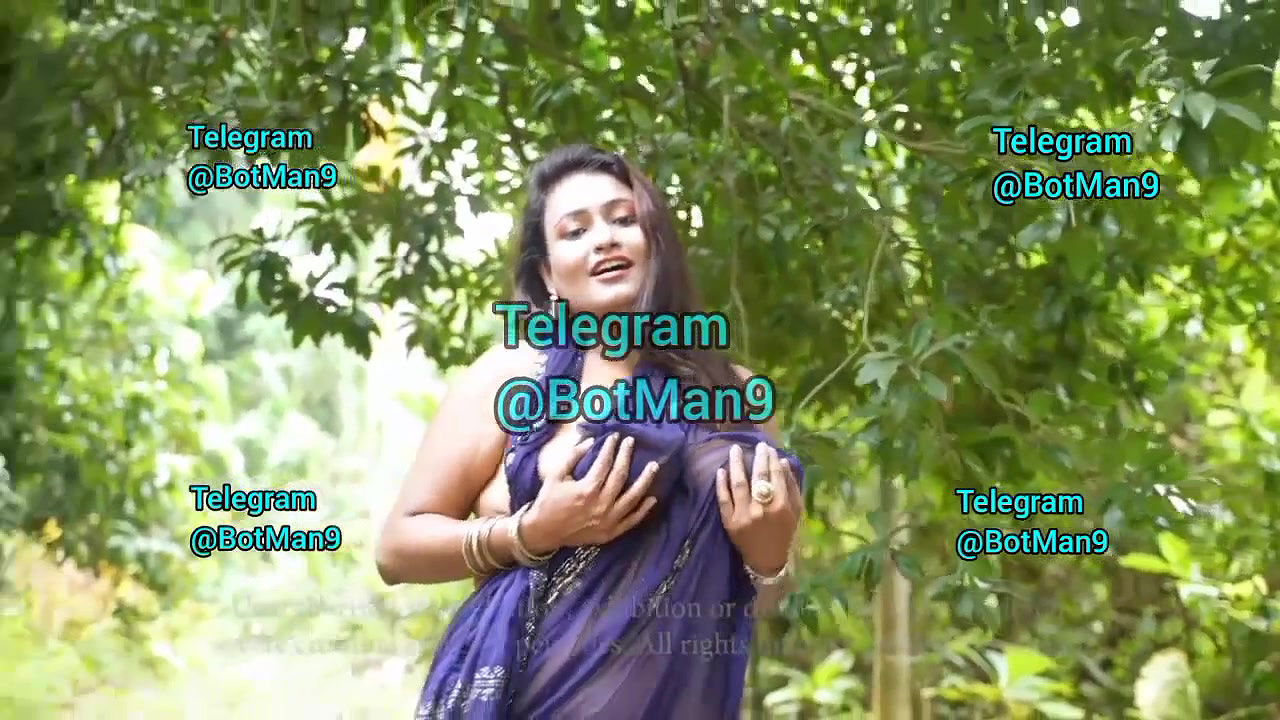 Madhu BRAless Teasing