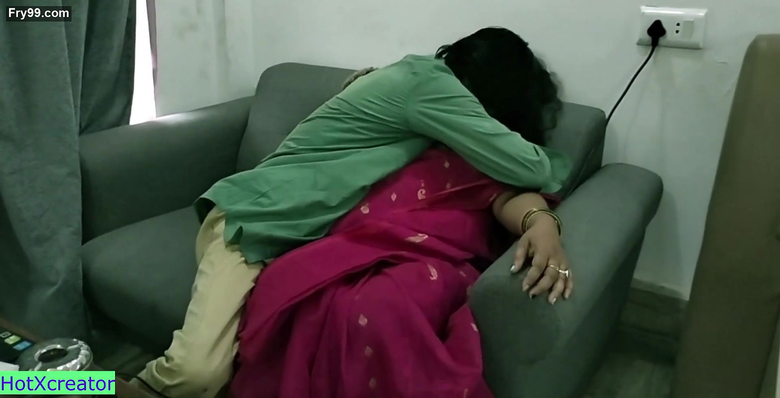 Desi Hot Model sex with Famous Hero! With clear Bangla audio