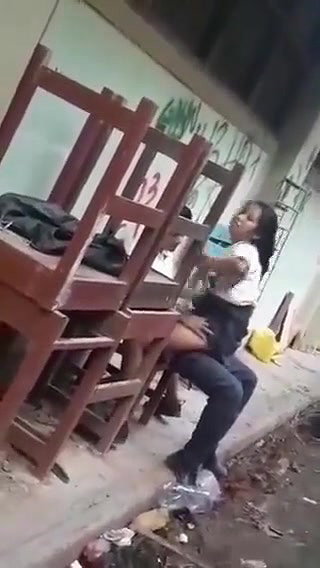 College lovers fucking in backside of the College building