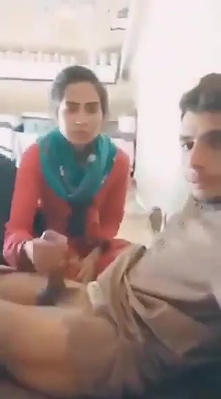 Cheater bhabhi giving handjob to devar with clear punjabi
