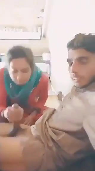 Cheater bhabhi giving handjob to devar with clear punjabi