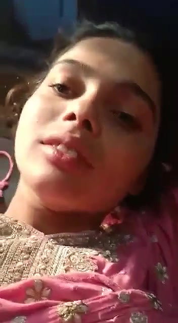 Cute girl fucking by jija suddenly they stop fucking