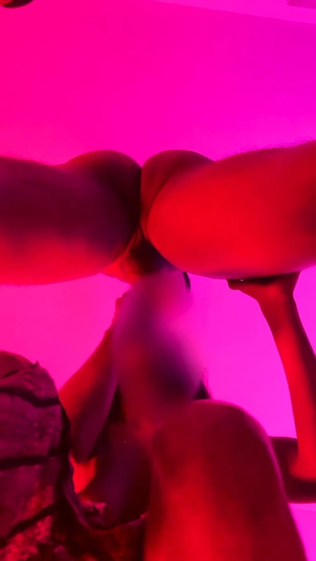 Sexy wife kisses and bend down in her knees for deep suck