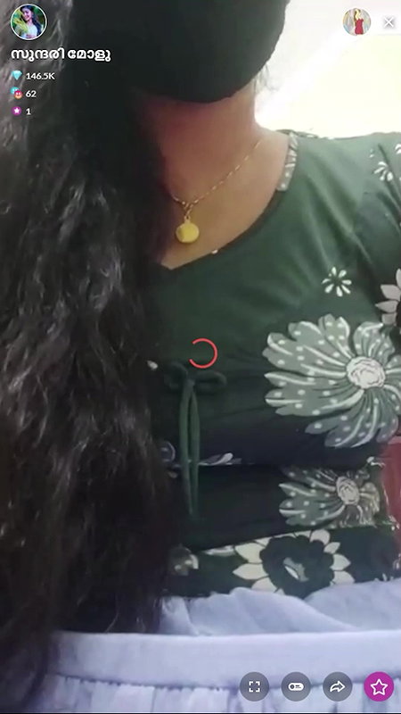 Mallu Tango girl in Skirt
