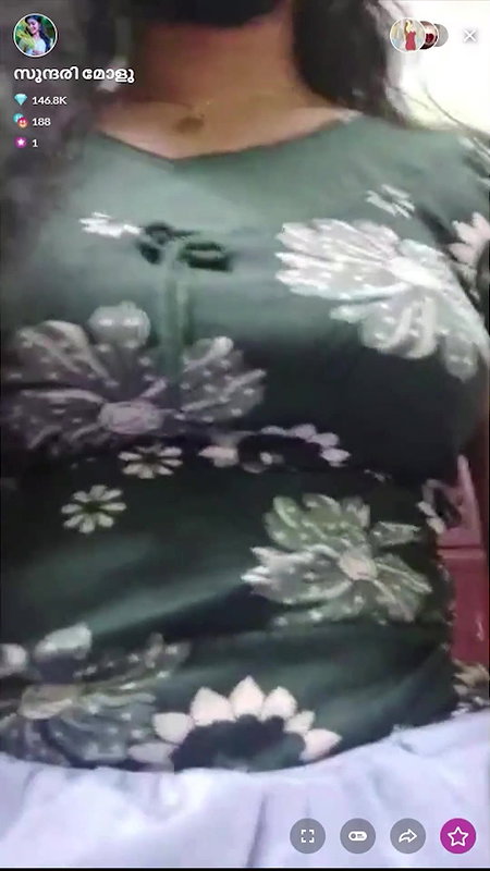 Mallu Tango girl in Skirt