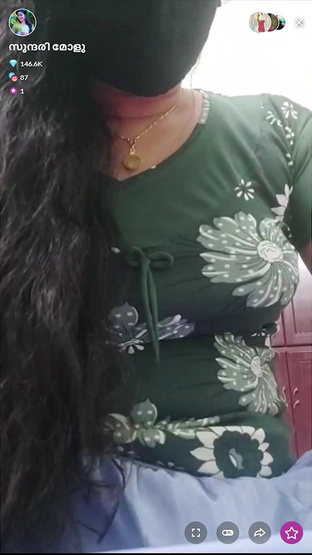 Mallu Tango girl in Skirt