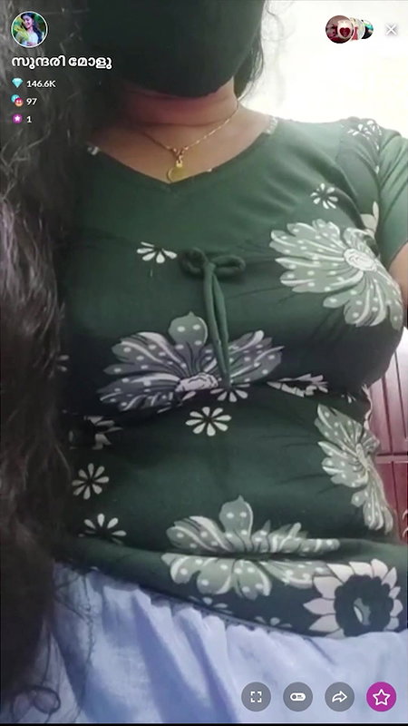 Mallu Tango girl in Skirt