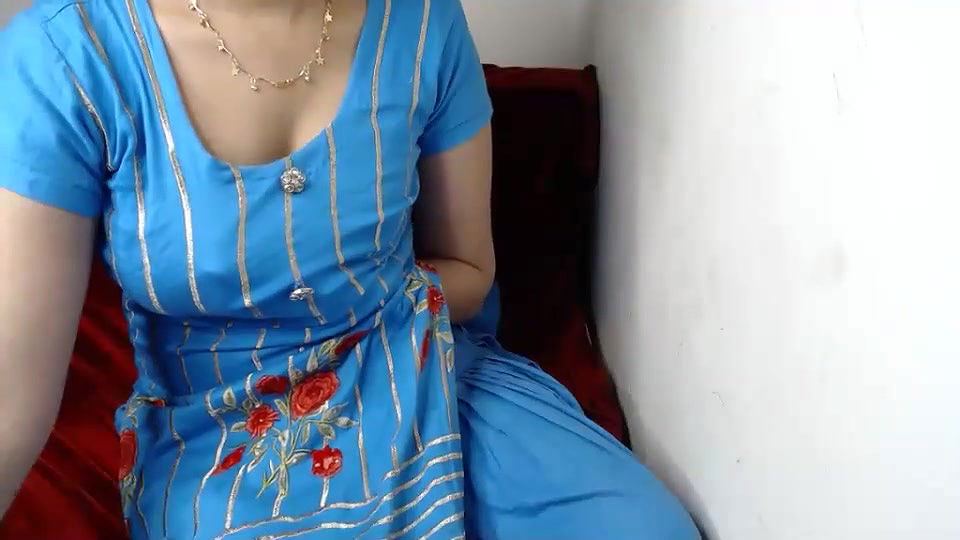 Desi cute bhabi cam video collection – 40