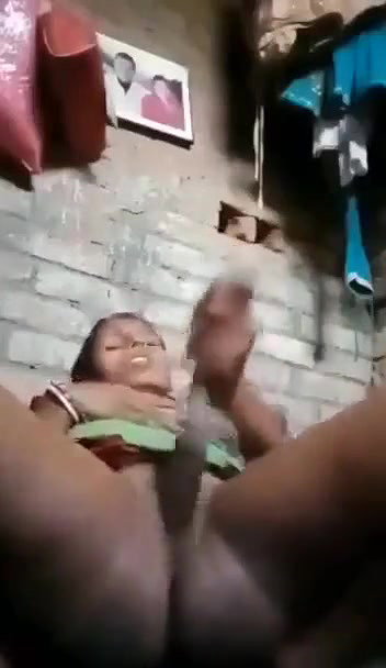Unsatisfied Village Bhabi Masturbating