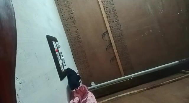 Unsatisfied bhabhi masturbating hard for lover
