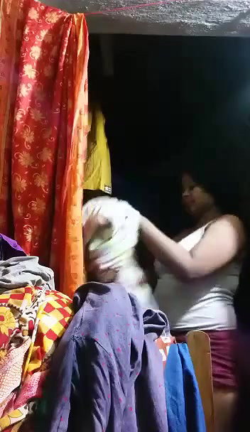 Desi beautiful bhabi very hot video.
