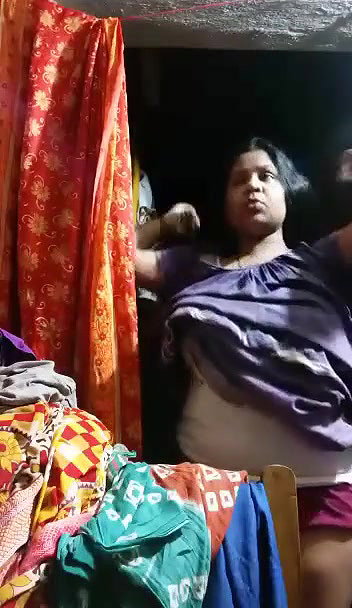 Desi beautiful bhabi very hot video.