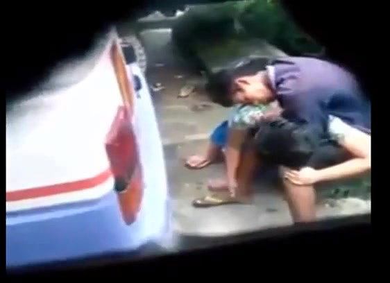 Lovers Fucking in Backside of Bus Depot Capture Hidenly