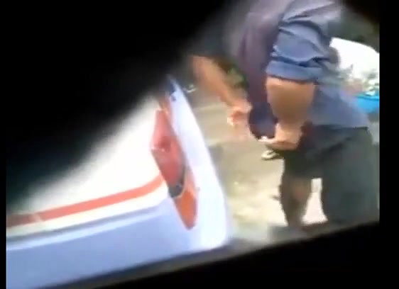 Lovers Fucking in Backside of Bus Depot Capture Hidenly