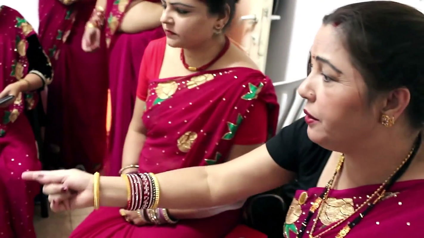 Nepali aunties big boobs,navel