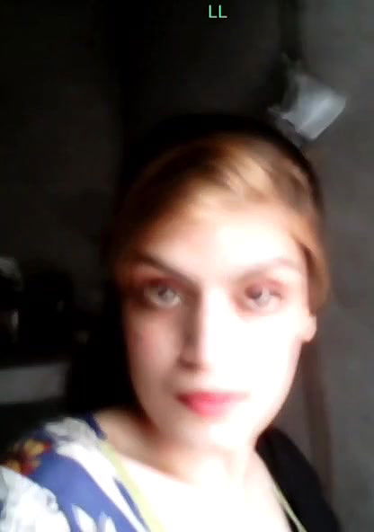 Slim Paki Girl Showing Ger Small Boobs