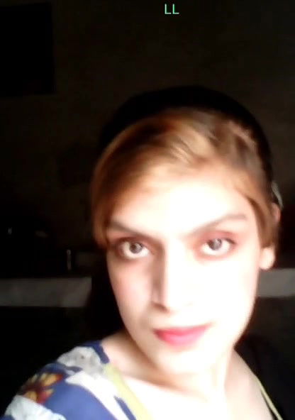 Slim Paki Girl Showing Ger Small Boobs