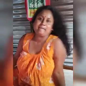 xAunty video watch and enjoy