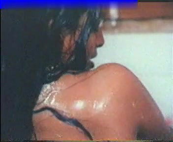 Bathing Beauty Kannada B Grade Actress